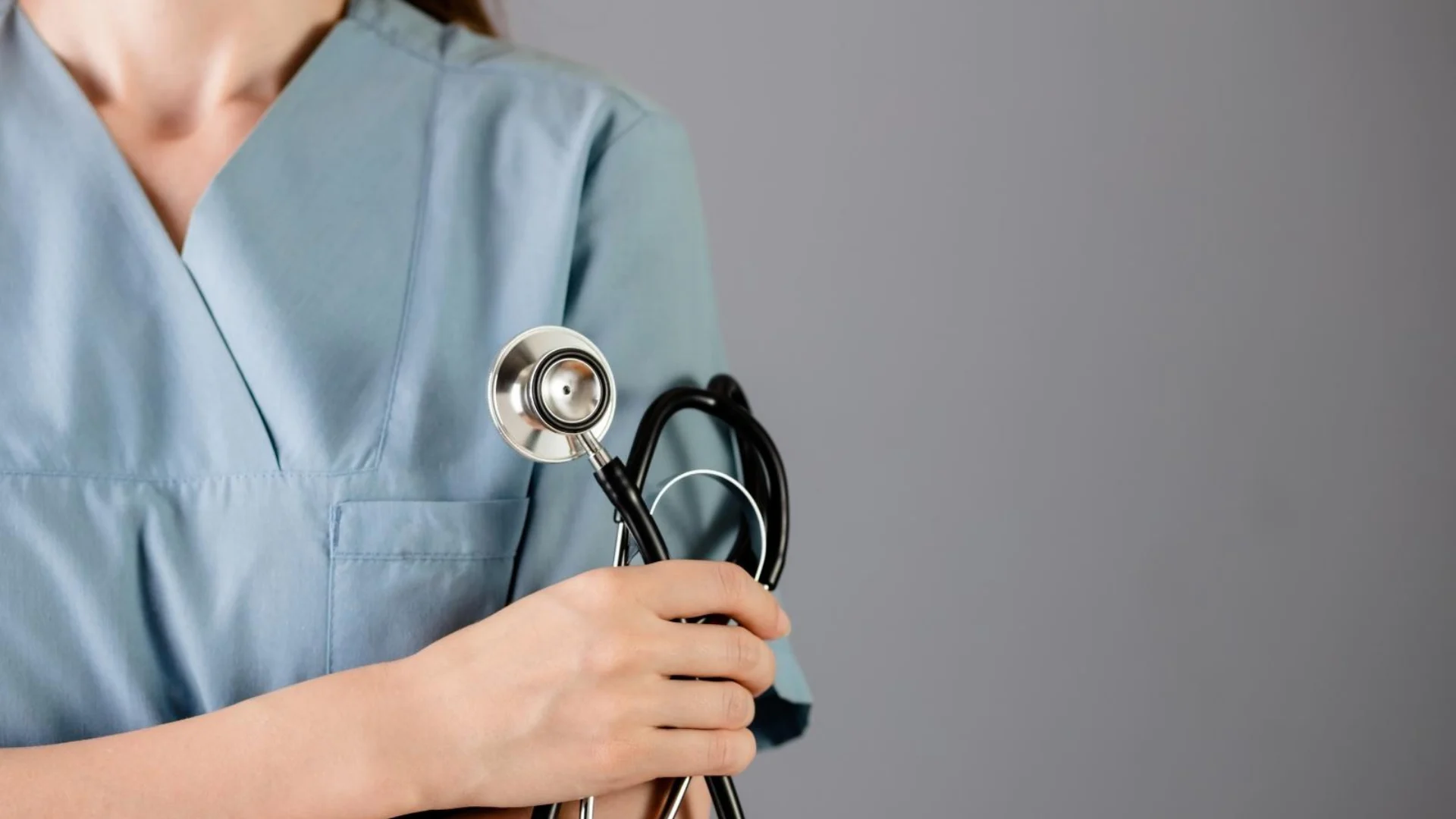 Menemen Evde Hasta Bakım Personeli Hizmeti 2025